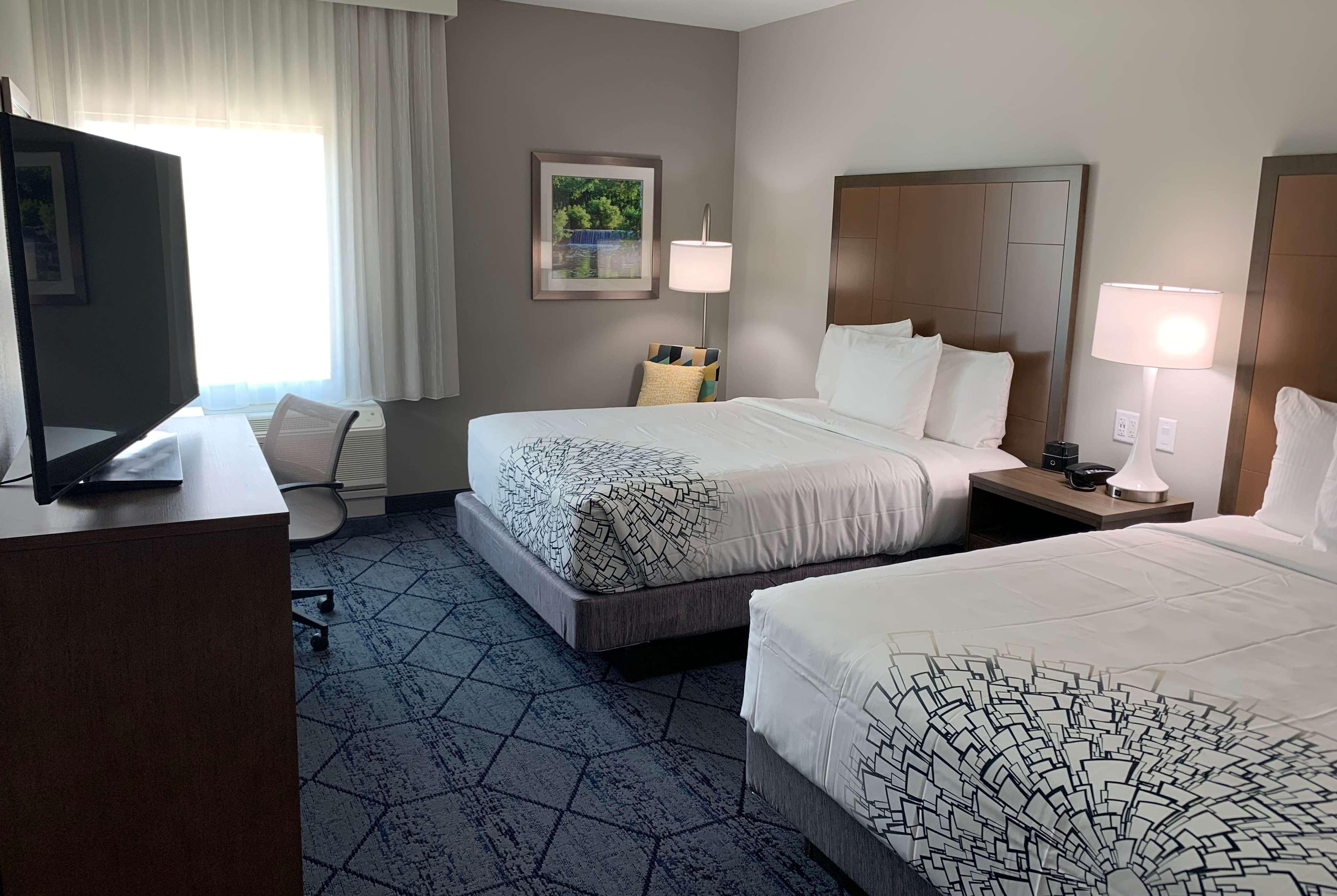 La Quinta Inn & Suites By Wyndham Round Rock Near Kalahari Extérieur photo