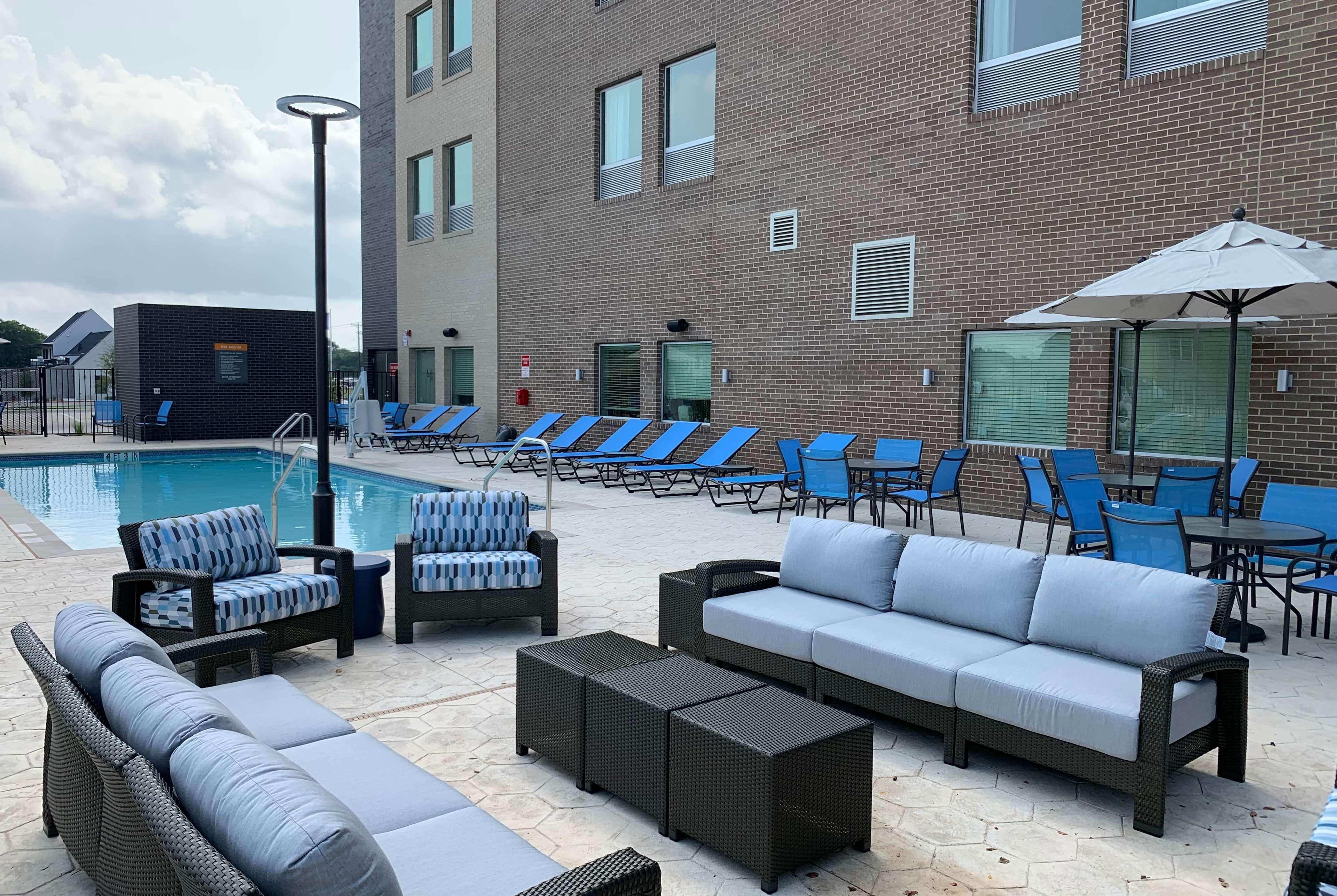La Quinta Inn & Suites By Wyndham Round Rock Near Kalahari Extérieur photo