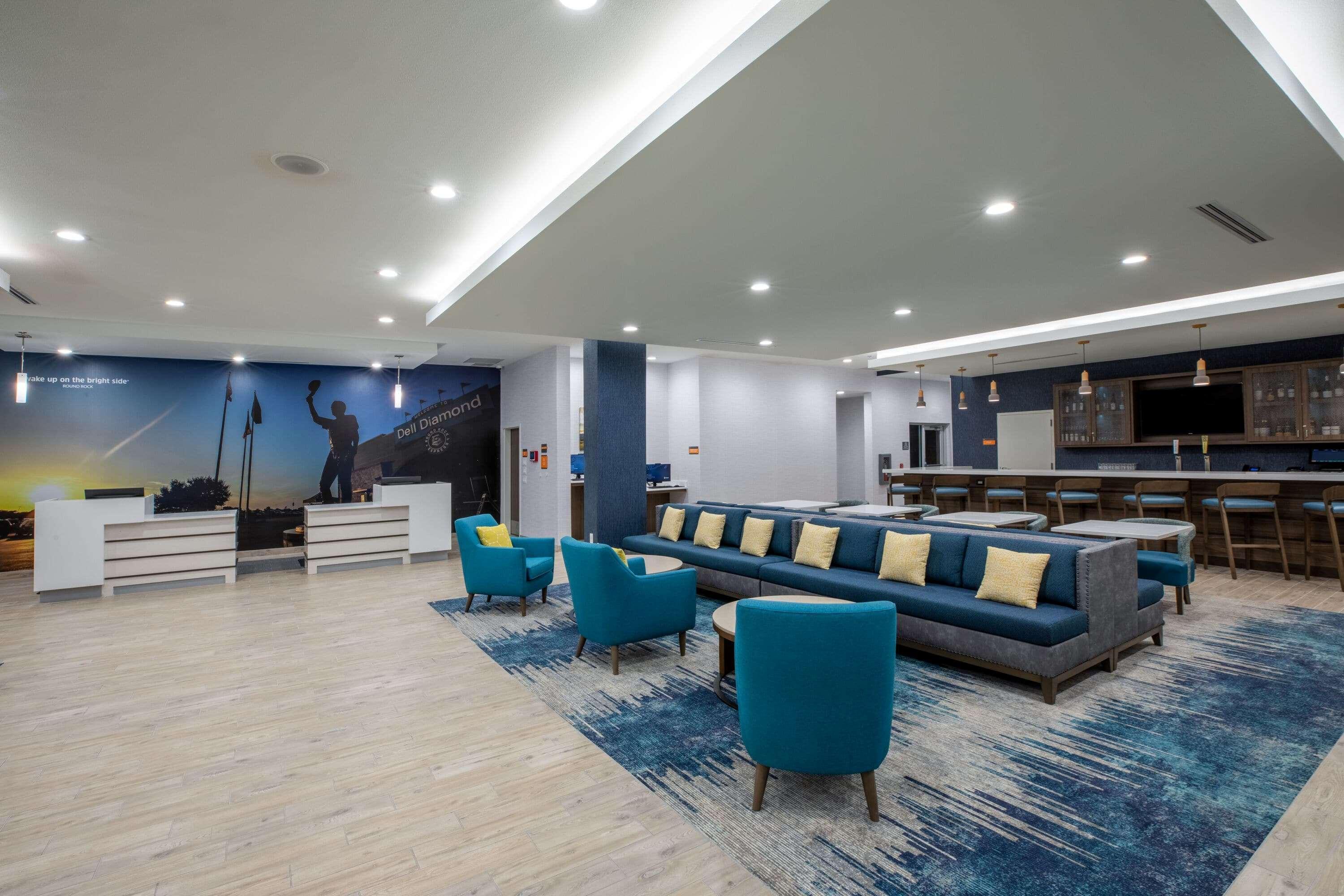 La Quinta Inn & Suites By Wyndham Round Rock Near Kalahari Extérieur photo
