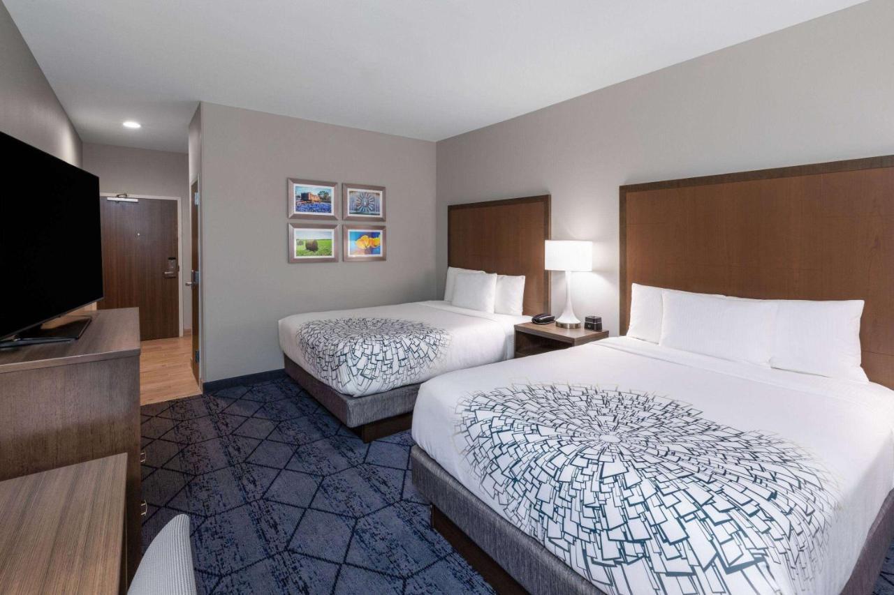 La Quinta Inn & Suites By Wyndham Round Rock Near Kalahari Extérieur photo