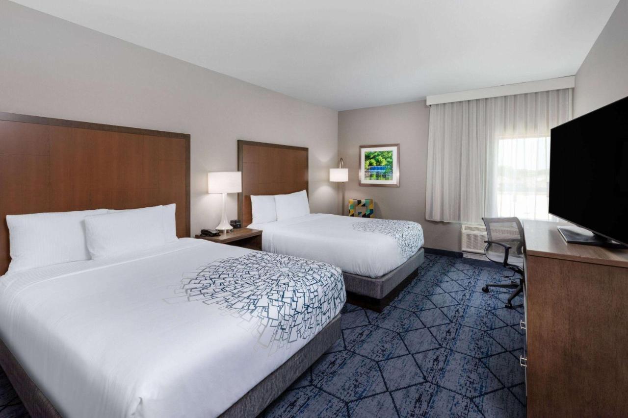 La Quinta Inn & Suites By Wyndham Round Rock Near Kalahari Extérieur photo